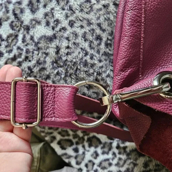 M0851 | HB30 Classic Saddle Slouchy Raspberry Hobo  Bag - Picture 4 of 16